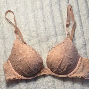 Victoria's Secret Lace Bra - Blush Pink